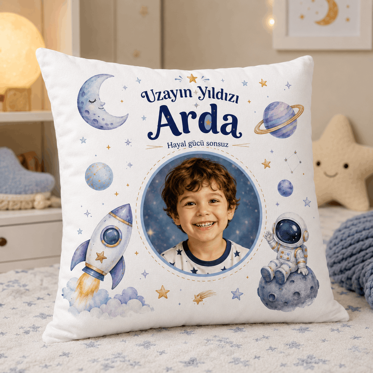 İsimli Uzay Temalı Çocuk Yastığı